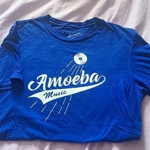 Amoeba graphic t-shirt
